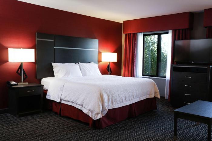 hampton inn and suites temecula