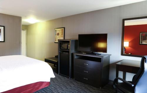 hampton inn and suites temecula