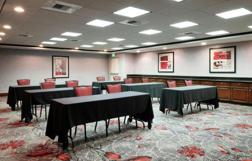 hampton inn and suites temecula