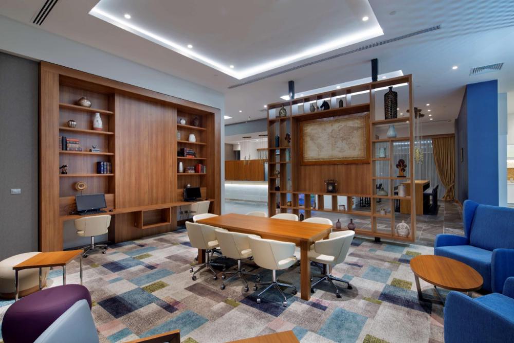 hampton by hilton kocaeli symbol