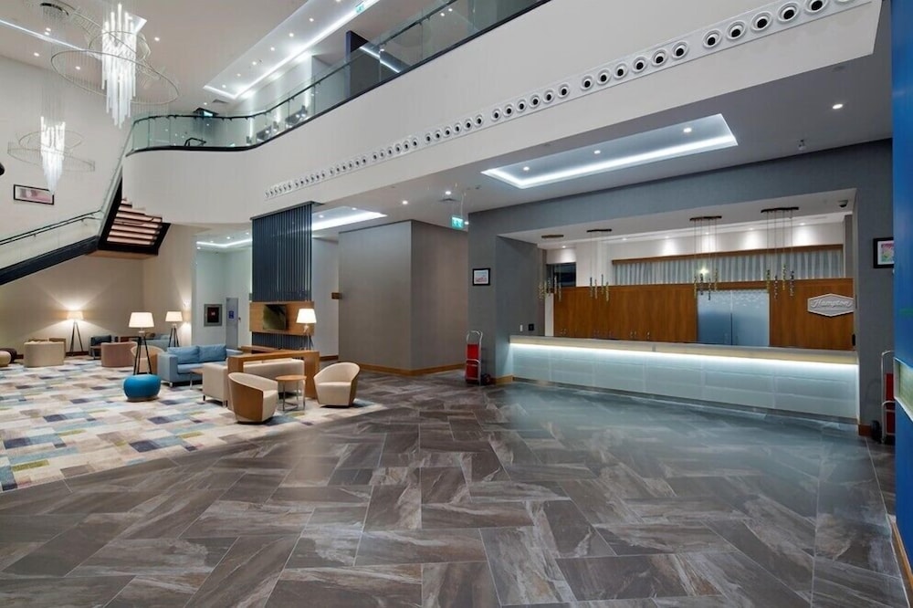 hampton by hilton kocaeli symbol