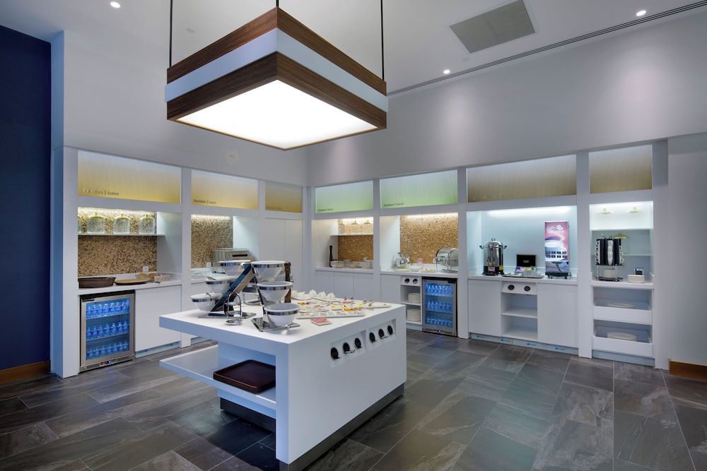 hampton by hilton kocaeli symbol