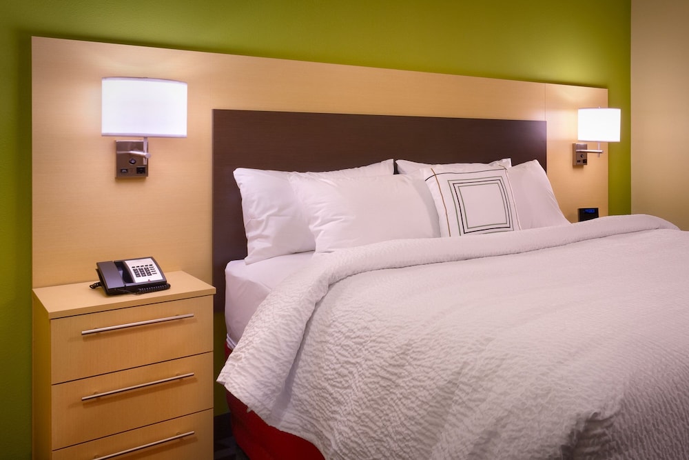 towneplace suites by marriott dickinson