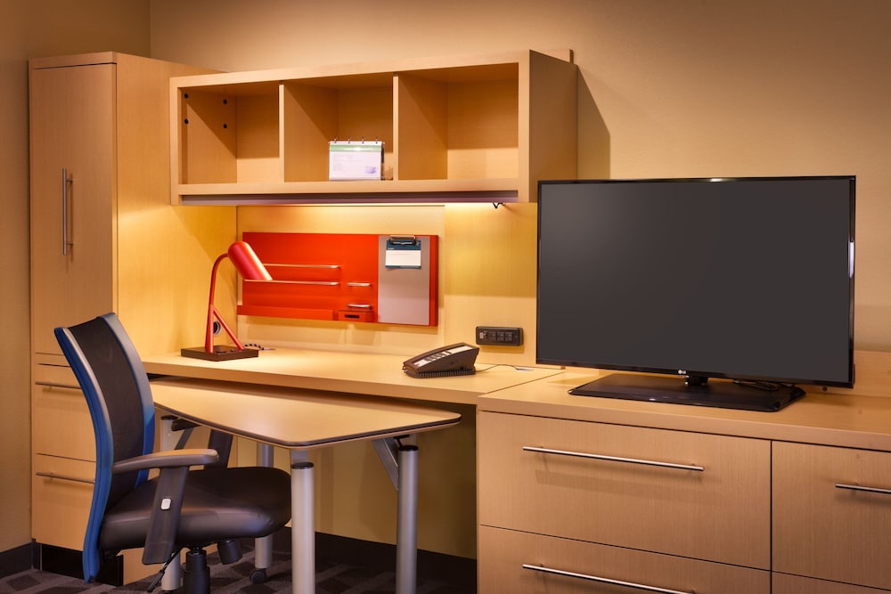 towneplace suites by marriott dickinson