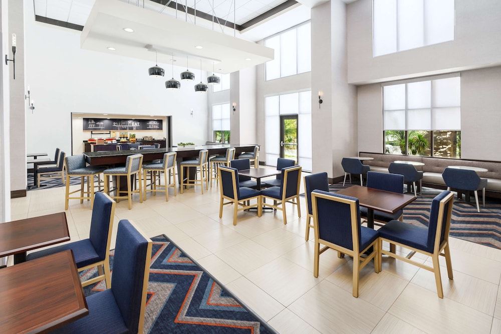 hampton inn and suites thousand oaks ca