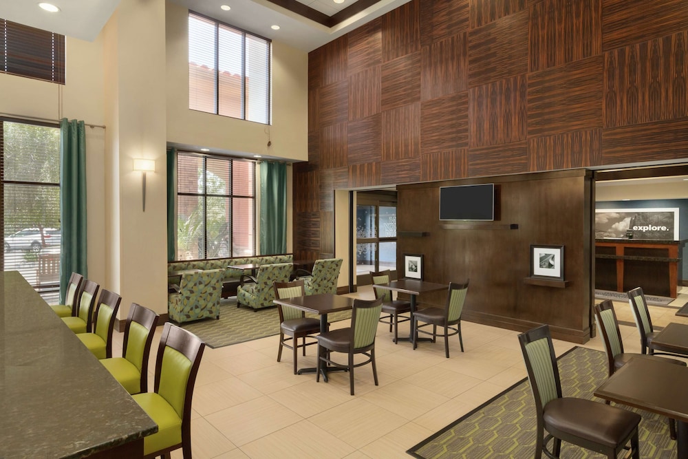 hampton inn and suites thousand oaks ca