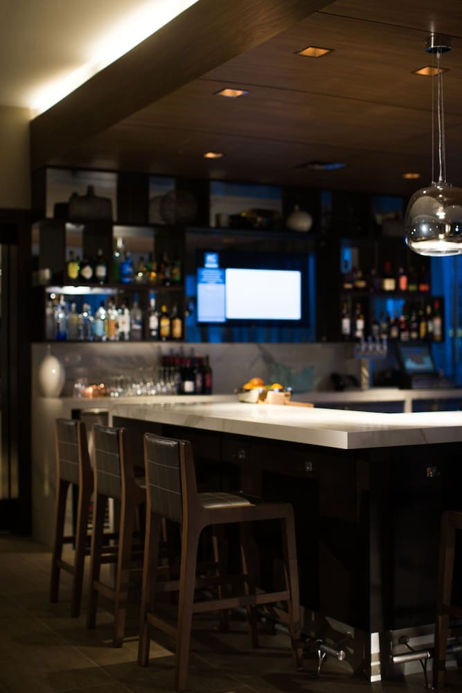 ac hotel by marriott cincinnati at liberty center