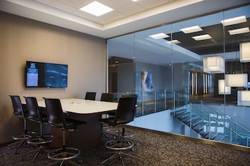 ac hotel by marriott cincinnati at liberty center