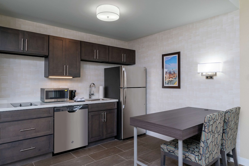 hampton inn and suites valley forge oaks