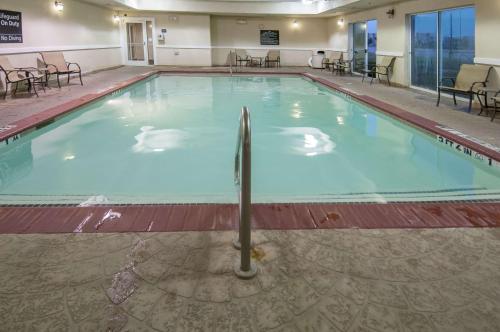hampton inn and suites waxahachie