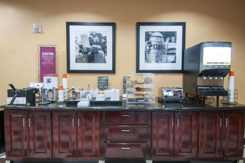 hampton inn and suites waxahachie