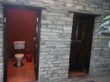 The Last Resort,Charikot>>Bagmati,2 star