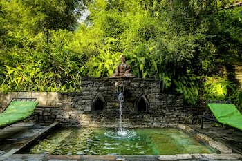 The Last Resort,Charikot>>Bagmati,2 star