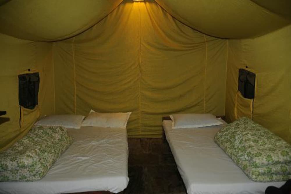 The Last Resort,Charikot>>Bagmati,2 star