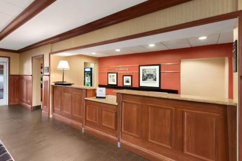 hampton inn and suites williamsburg historic district
