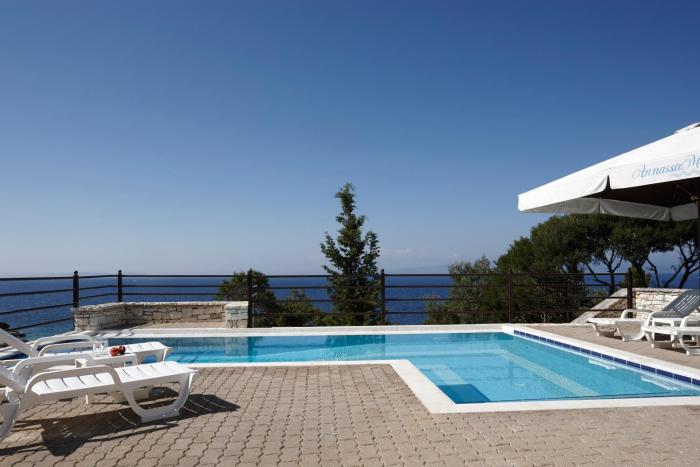 anassa mare villas and residences