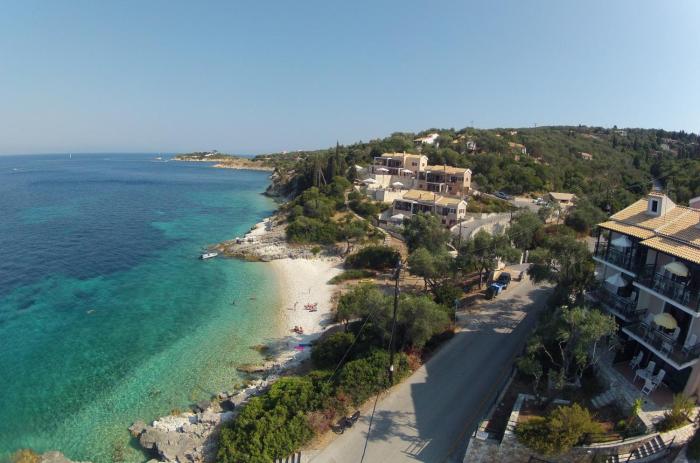 anassa mare villas and residences