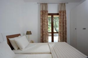 anassa mare villas and residences