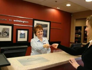 hampton inn and suites wilmington