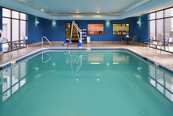 Hampton Inn & Suites Wilmington,Cincinnati>>Blue Ash,3 star