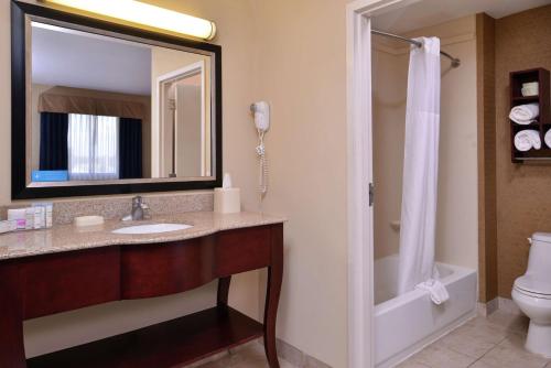 hampton inn and suites woodward