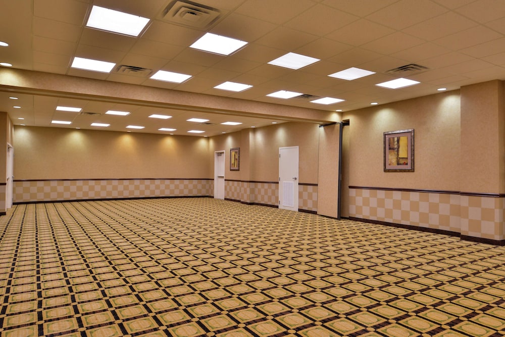 hampton inn and suites woodward