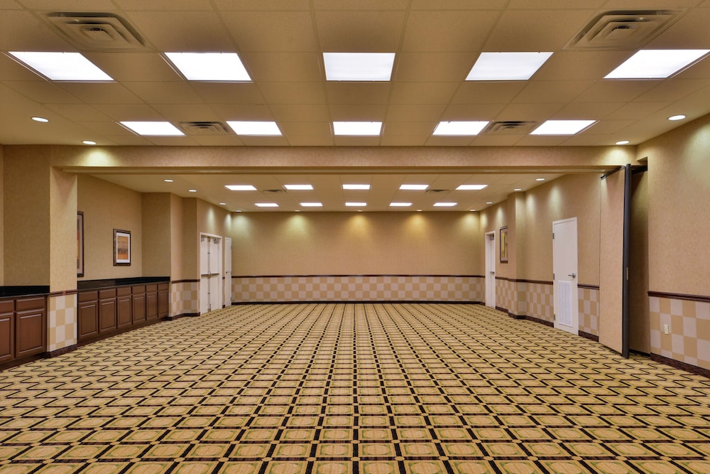 hampton inn and suites woodward