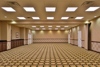 hampton inn and suites woodward