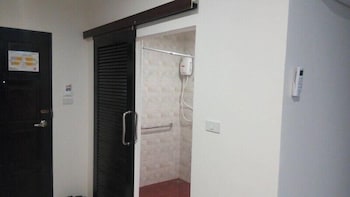 One Fu Hotel,Surin>>Nok Mueang,3 star