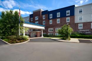 hampton inn and suites yonkers