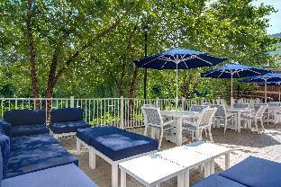 hampton inn and suites yonkers