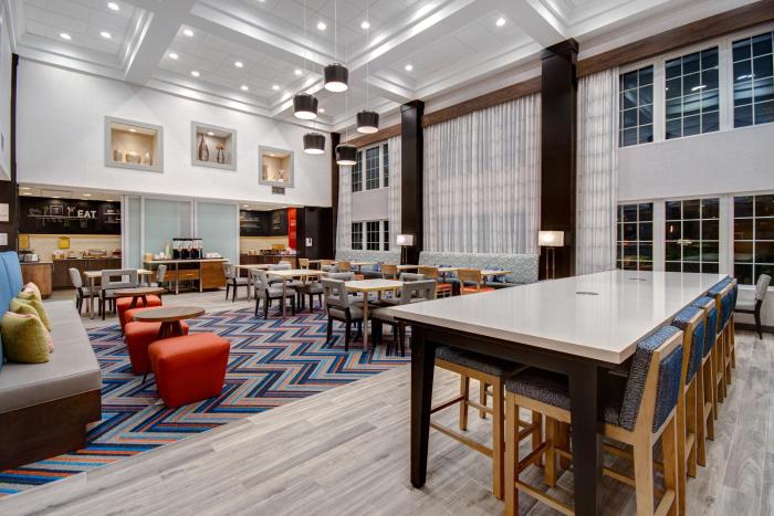 hampton inn and suites yonkers