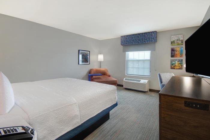 hampton inn and suites yonkers