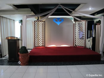 metro park hotel cebu city
