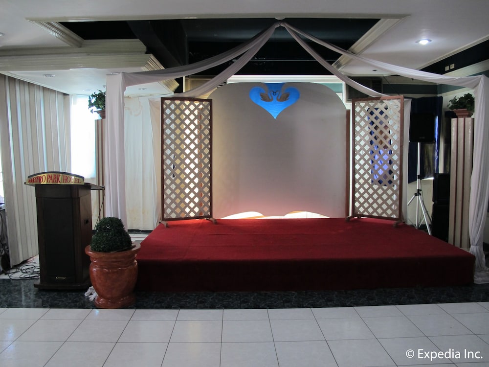 metro park hotel cebu city