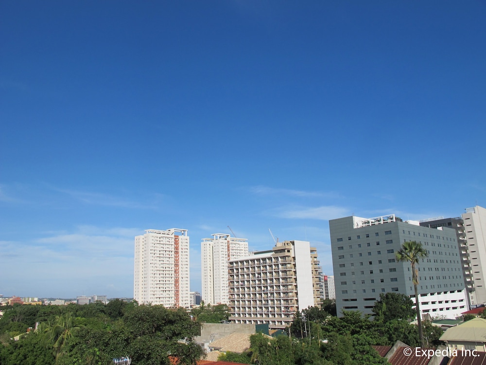 metro park hotel cebu city