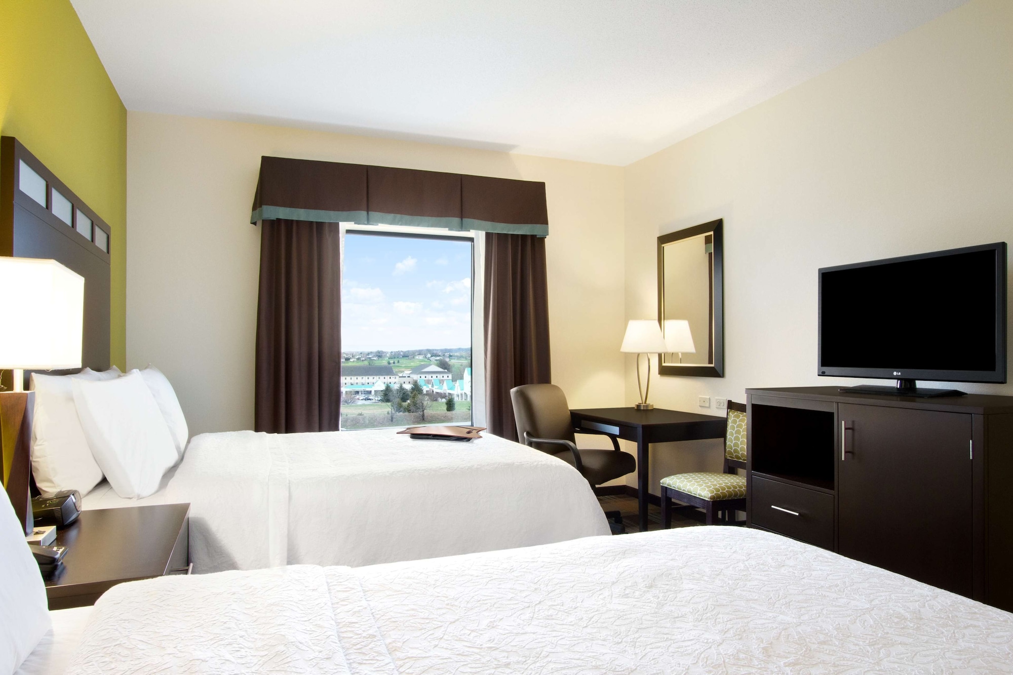 hampton inn and suites york south