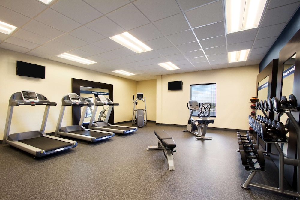 hampton inn and suites york south