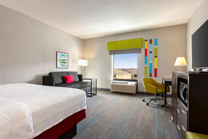 hampton inn and suites york south
