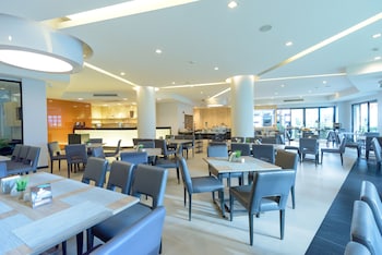 hotel j residence