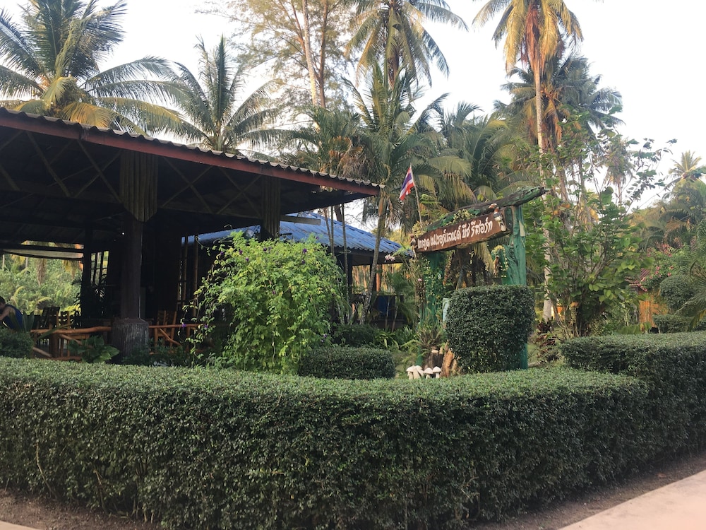 koh kood neverland beach resort