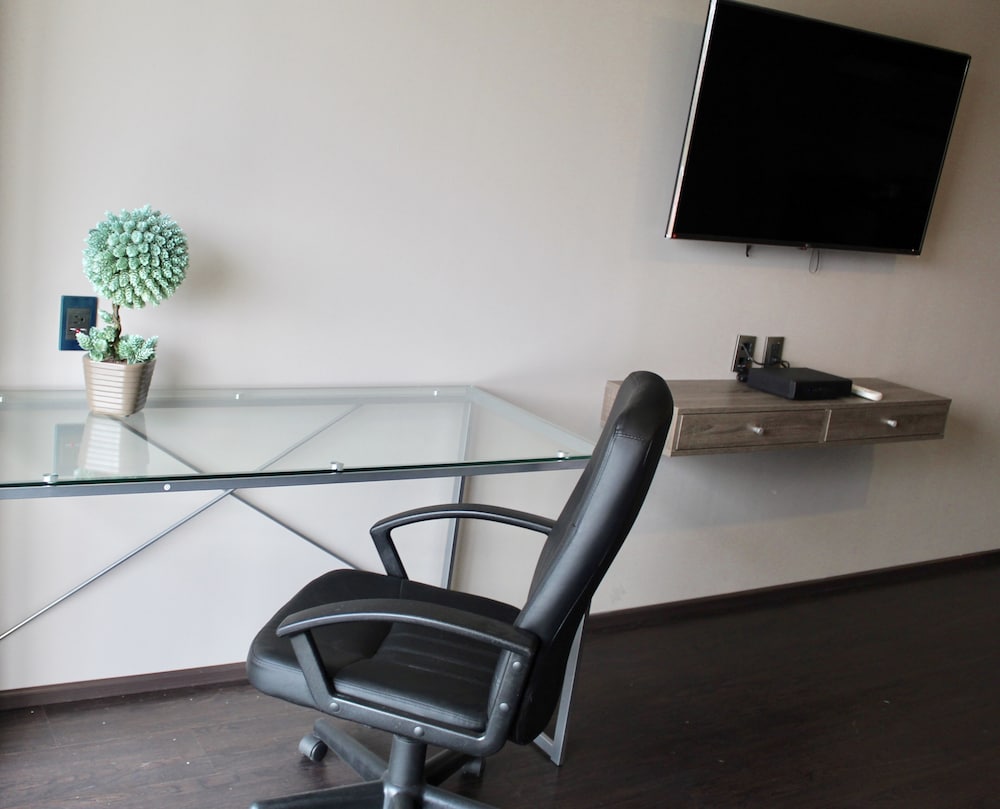 elite 47 hotel and suites