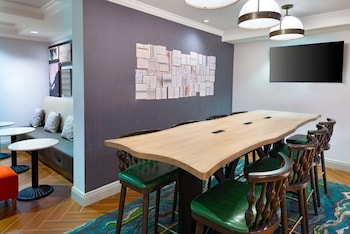 Hampton Inn Buffalo-Williamsville,Buffalo>>Amherst,3 star