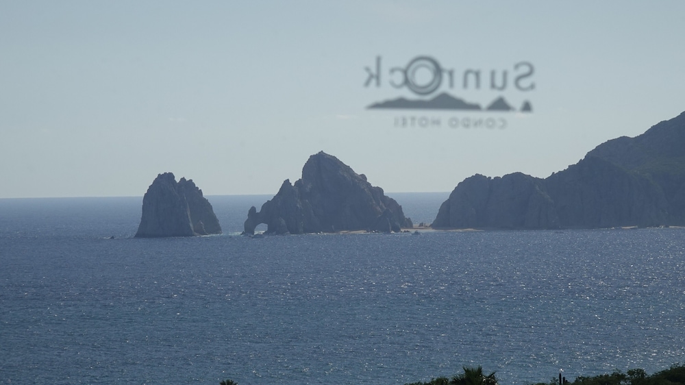 sunrock hotel and suites