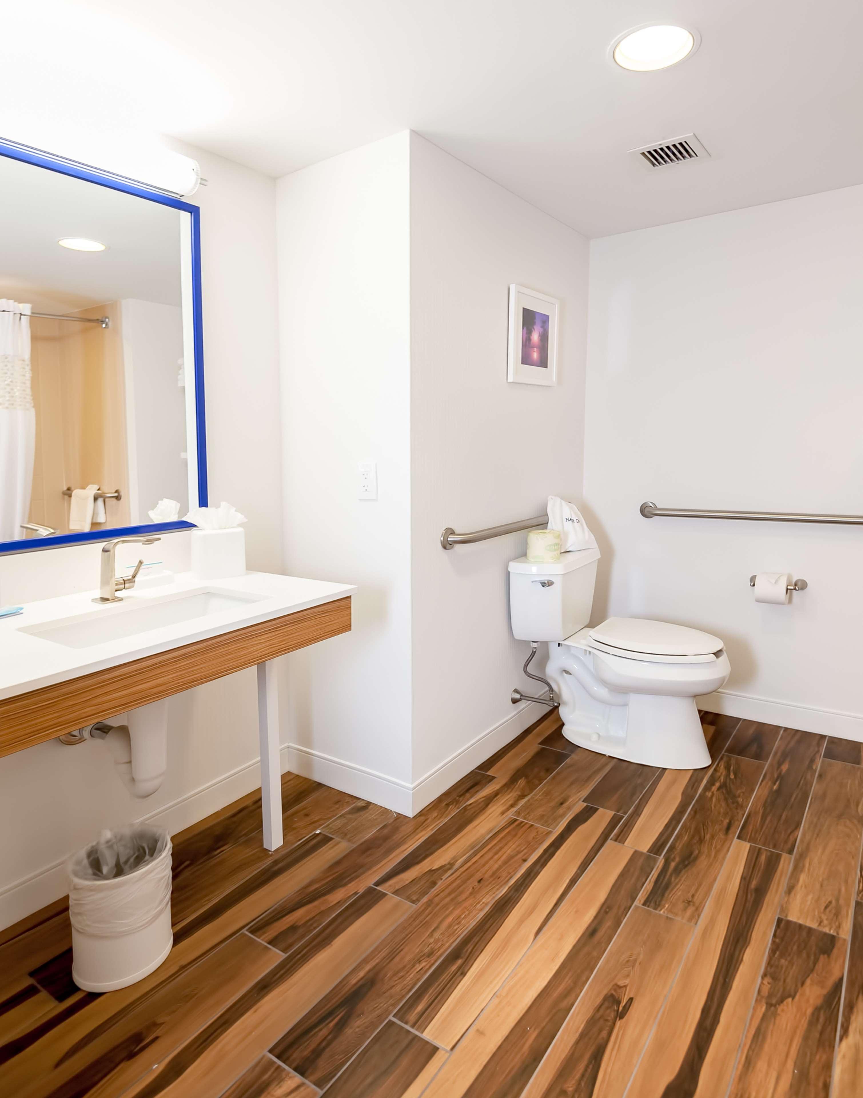 hampton inn doylestown