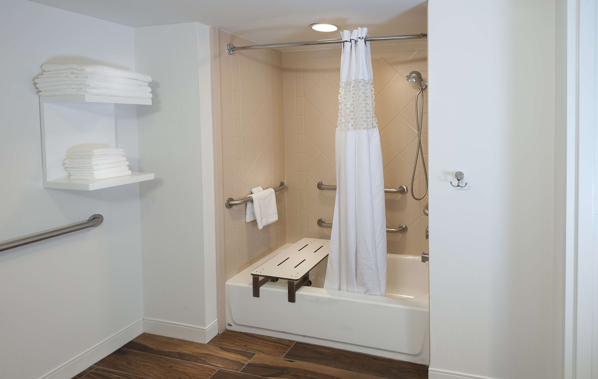 hampton inn doylestown