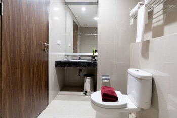 atrium premiere hotel