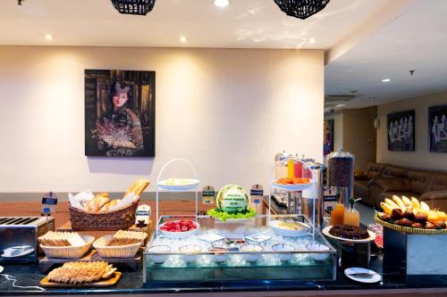 atrium premiere hotel