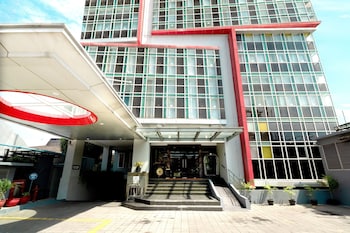 atrium premiere hotel