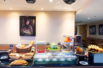 atrium premiere hotel